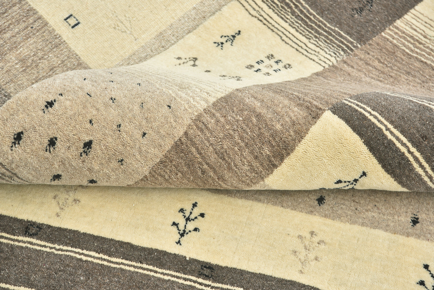 Fantasy Loom Lori Cream